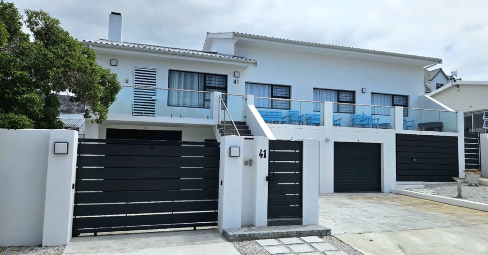 5 Bedroom Property for Sale in Gansbaai Central Western Cape